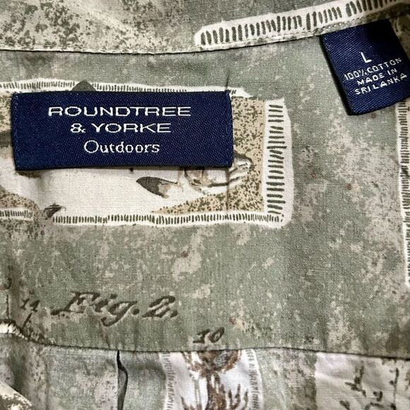 Roundtree & Yorke Outdoors Men's Large Fish Print Short Sleeve Button Down Shirt - Picture 5 of 8